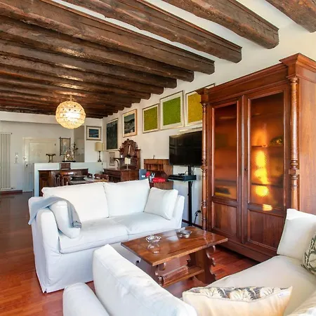 Ca' Al Giglio - Appartamento Vista Canale Veneza Exterior foto